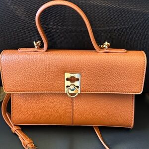 Cafune  Medium Stance in Pecan Crossbody bag with handle